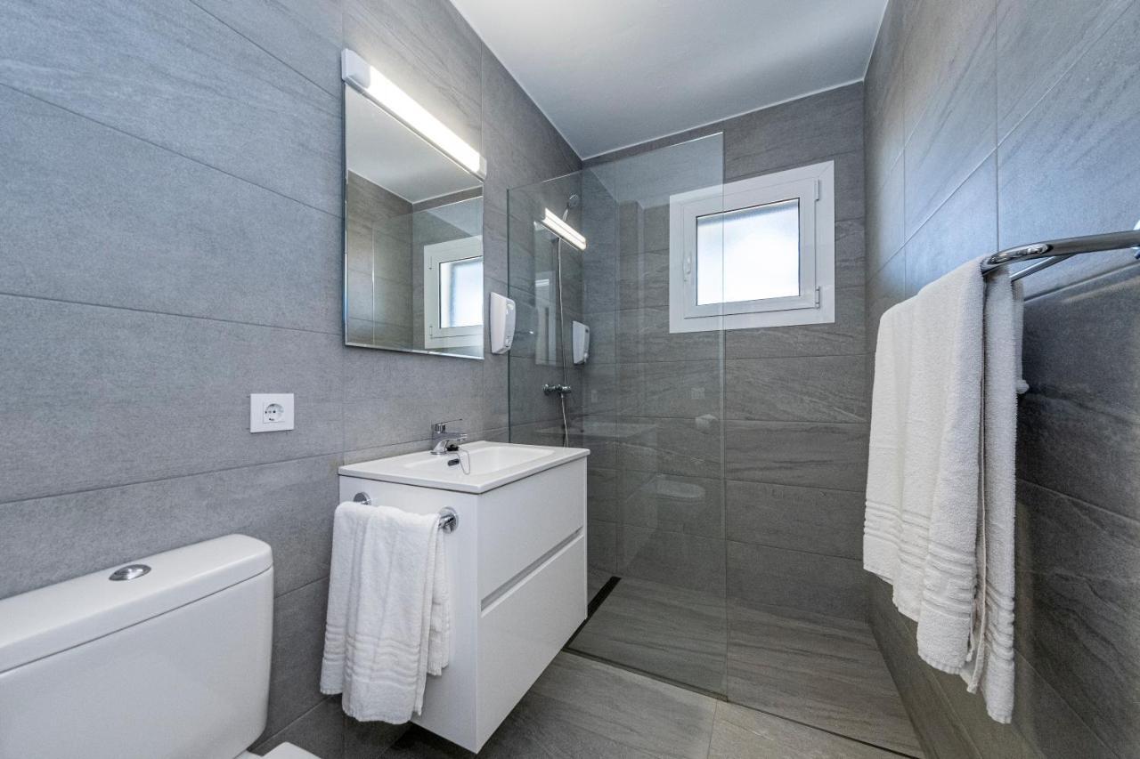 Apartamentos Llebeig Ciutadella  Exterior foto